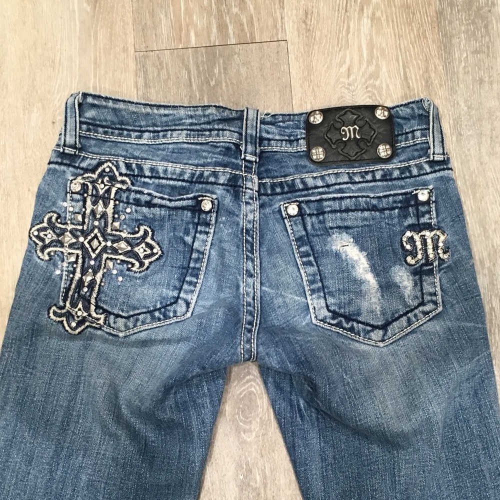 MISS ME Distressed Beaded Jeans Size 25 - Picture 3 of 7